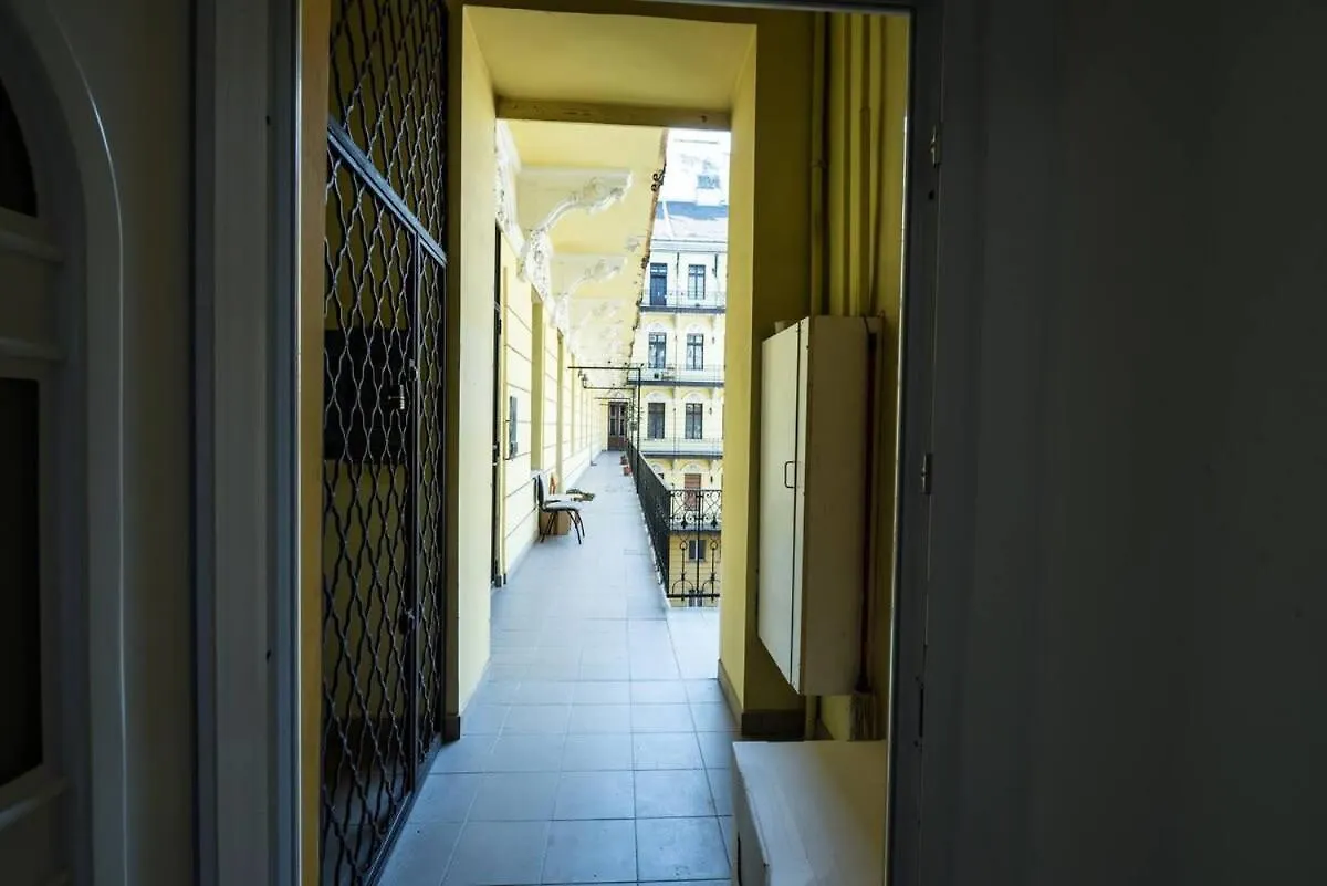 Apartment New A C Studio With View Of The Synagogue Budapest